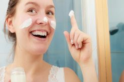 5 Tips Makeup untuk Tampil Flawless untuk Kulit Kombinasi