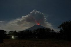 PVMBG: Potensi Erupsi Gunung Agung Masih Tinggi
