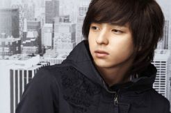 4 Artis Korea yang Memilih...