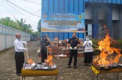 Bea Cukai Jambi Musnahkan...