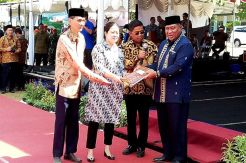 Menko PMK Canangkan Kebangkitan Lansia Indonesia