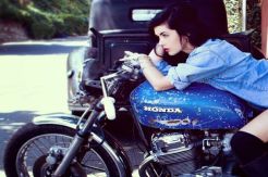 Kawasaki Z900RS Bikin Panas, Honda Lahirkan Kembali CBX