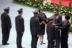 24 Tahun Mengabdi, Brigjen Pol Teddy Minahasa Raih Bintang Bhayangkara Nararya
