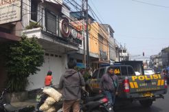 Heboh Undangan Pesta...