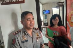 Heboh Undangan Pesta...