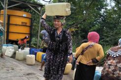 Sejak Nenek Moyang, Kampung Ini Selalu Krisis Air Bersih