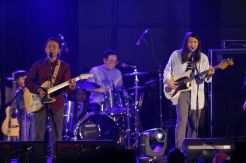 Grup Musik Efek Rumah...