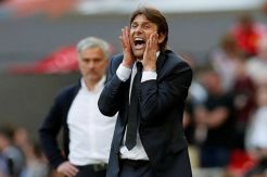 Sarri Datang, Chelsea Pecat Antonio Conte