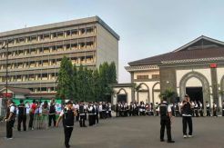 Kemenag Berangkatkan 317 Petugas Haji ke Tanah Suci
