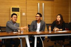 Toffin Buka Showroom...