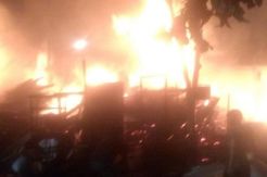 Kebakaran Landa Permukiman Padat di Pademangan, 12 Unit Mobil Damkar Dikerahkan