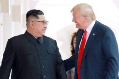 Trump Semringah Korut Mulai Bongkar Situs Peluncuran Roket