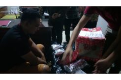 Bawa 1,7 Kg Sabu dalam Pesawat Sepasang Kekasih Ditangkap BNN