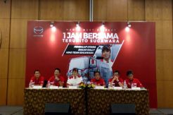 Hino Boyong Juara Bertahan Dakar Raly ke GIIAS 2018