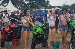 Usher Seksi GIIAS 2018, Sekali Dandan Habiskan Rp3 Juta