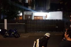 Kapitra Ampera Sedang di Masjid saat Rumahnya Dilempari Molotov