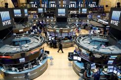 Wall Street Berakhir Variatif Saat Indeks S&P Berbalik Melemah