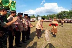 Wabup Kobar Apresiasi Kegiatan Kemah Besar Pramuka di Sungai Melawen