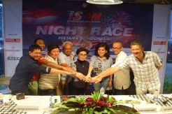 Night Race Pertama di...