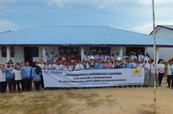 Sekolah ini Akhirnya Dialiri Listrik saat Hari Kemerdekaan
