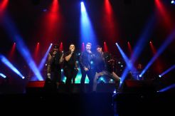 Konser Boyzone, 25 Years Farewell, Dipadati Ribuan Warga Surabaya