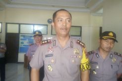 Kapolres Sikka Didemo Warga dan Mahasiswa