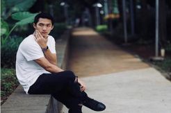 Siapa Wanita yang Lagi Digebet Jonatan?