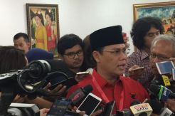 Kubu Jokowi: Infrastruktur untuk Kepentingan Milenial dan Emak-emak