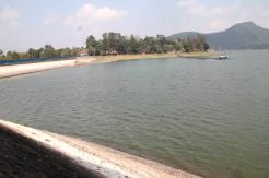 Kemarau, Air Waduk Darma Kuningan Menyusut hingga 10 Meter