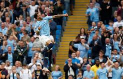 Gebuk Newcastle, City Teror Chelsea dan Liverpool