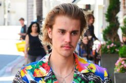 Justin Bieber Akan Rilis...