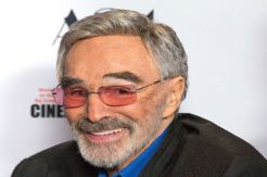 Serangan Jantung, Aktor Senior Hollywood Burt Reynolds Tutup Usia