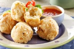 Tips Bikin Cemilan Bakso Goreng Ayam yang Lagi Tren