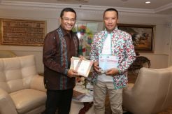 Sinar Mas Donasikan 16.000 Buku Tulis bagi Korban Gempa Lombok