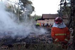 2 Rumah Ludes Terbakar, Belasan Burung Mati Terpanggang