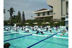 Yoga di Atas Air sebagai...