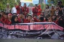 Rupiah Anjlok, Mahasiswa Sidimpuan Turun ke Jalan