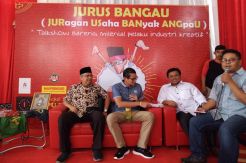 Sambangi Depok, Sandi Sebut Milenial Jadi Lokomotif Ekonomi