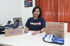 Berbekal Bahasa Inggris,...