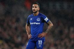 Frustrasi, Theo Walcott...