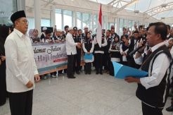 Menag Lepas Kloter Terakhir Jamaah Haji Indonesia