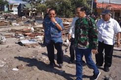 Jokowi  Tekankan Evakuasi Korban Jadi Prioritas Pertama