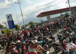 BBM Langka, Hambat Mobilitas Relawan dan Wartawan di Palu
