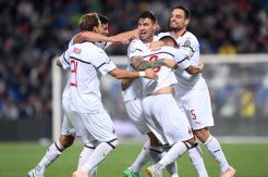 Gunduli Sassuolo, AC Milan Merangkak ke Papan Tengah