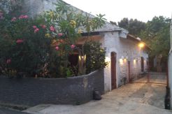 Ketua ACTA Sambangi Rumah Ratna Sarumpaet