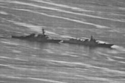 Foto Tunjukkan Kapal Perang AS dan China Hampir Tabrakan di LCS