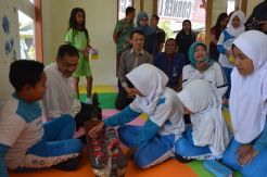 Corner Learning Center,...