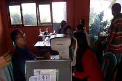 Perindo Bagikan 1.000 Kacamata Baca Gratis di Cilacap