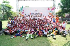 Mitsubishi Bagi-Bagi Kebahagian dengan Anak Panti Asuhan