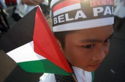 Menlu Palestina Apresiasi...